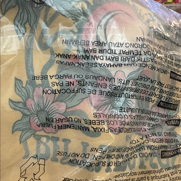 Billabong Garden Goddess Cotton
Graphic Logo Yellow Tank Top NWT M L - Picture 15 of 15